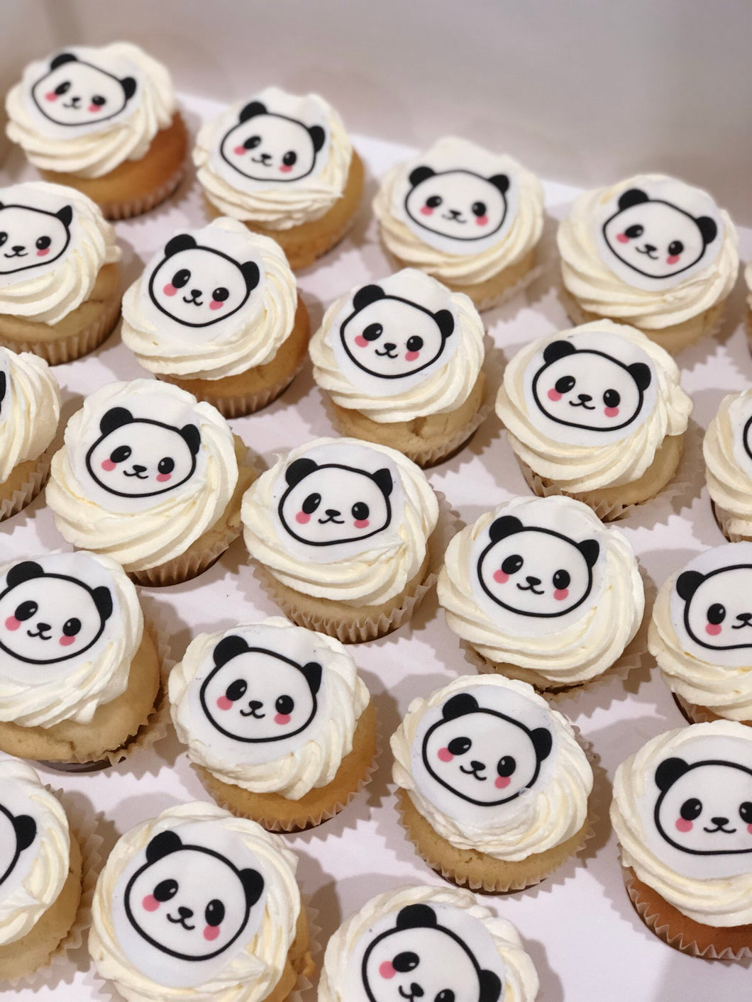 24 Mini Panda Cupcakes