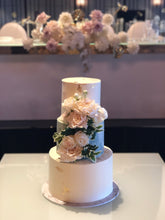 Load image into Gallery viewer, 3 Tier Wedding Cake (Nguyen’s)