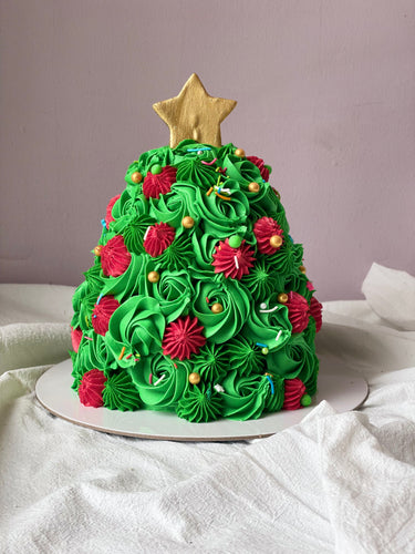 2022 Christmas Tree Cake